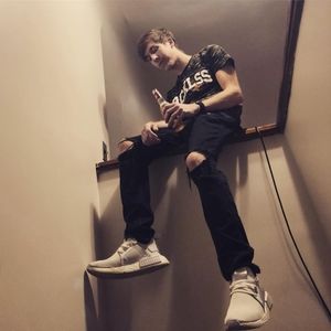 Meet your Posher, Anthony